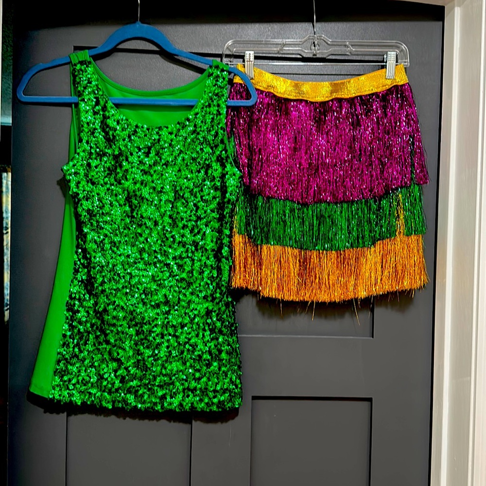 Mardi Gras parade outfit. The top is small the skirt is medium
